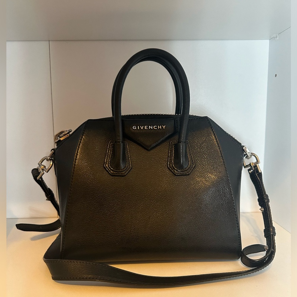 Givenchy Mini Antigona